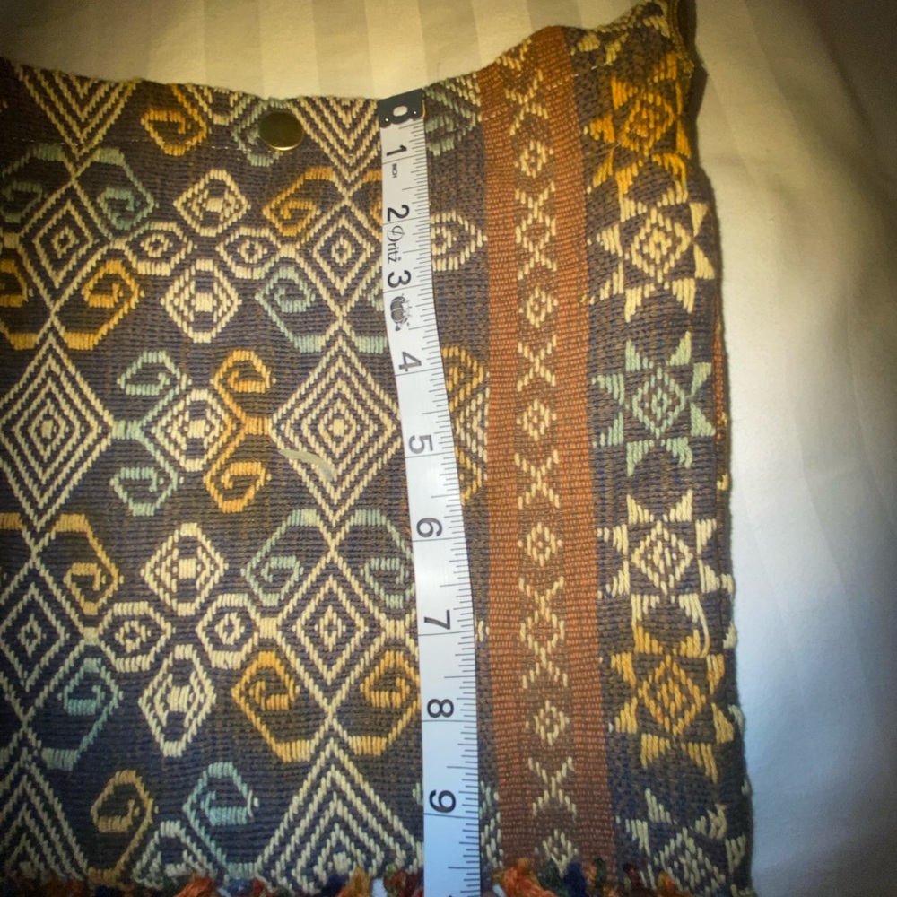Boho vintage Fringe Crossbody Bag in Multicolor Geometric Pattern - Picture 3 of 4